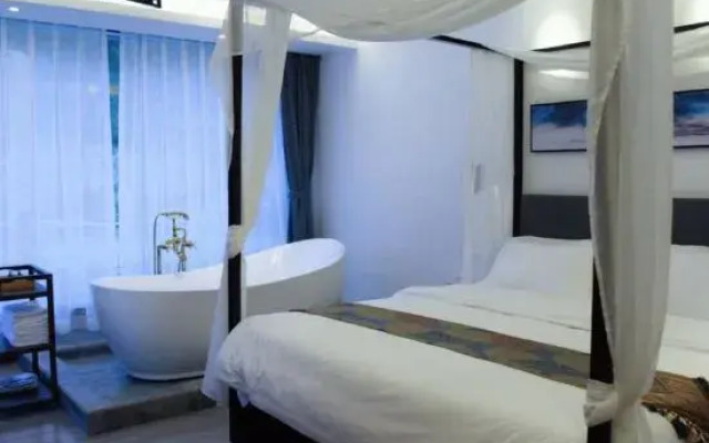 Huayu Nature Homestay (Siguniang Mountain Branch)