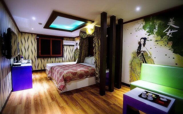 Theme Motel