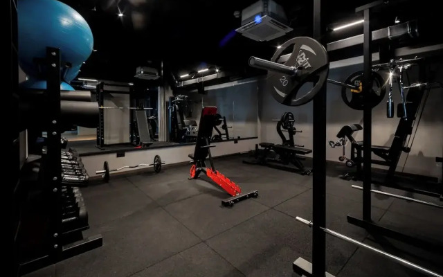 Royal Blue Resort & Residence