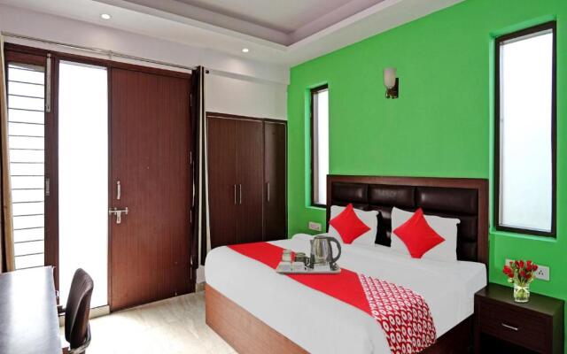 Flagship Hotel Kailash Near Iskcon Temple Noida