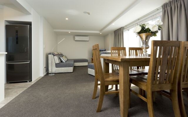 239 on Lincoln Motel