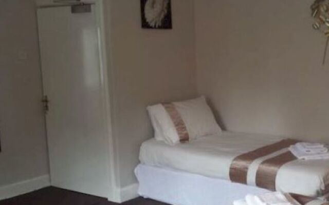 The Drovers Inn Hotel & Bluebell Bar and Grill