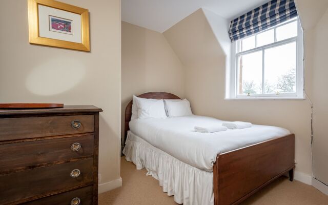 The Stables Loft, Close to Elie Beach
