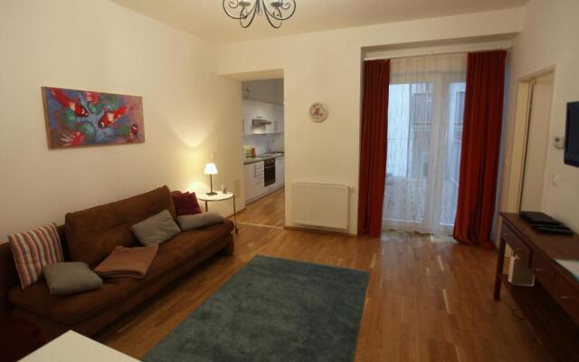 Casa Nostra - Ruhige Stadtwohnung mit Balkon