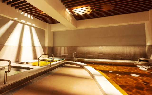 HOTEL SANSUI NAHA Ryukyu Onsen Naminoue-No-Yu