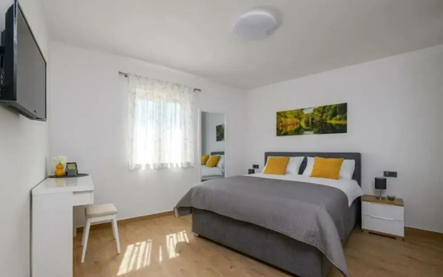 Grande Comfortable Holiday Residence