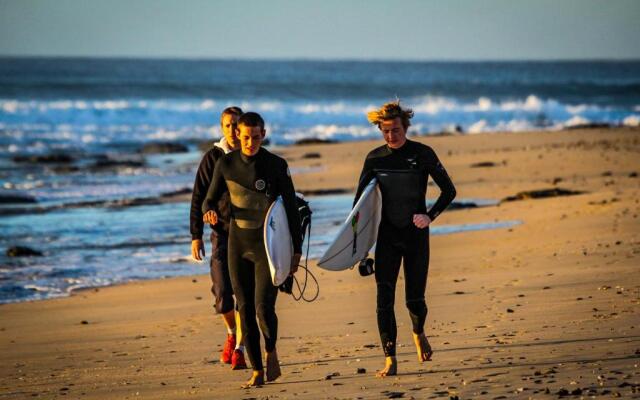 Dreamland Beach House & Studios at Supertubes