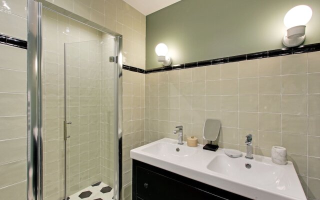 Pick A Flat's Chatelet Jour apartments