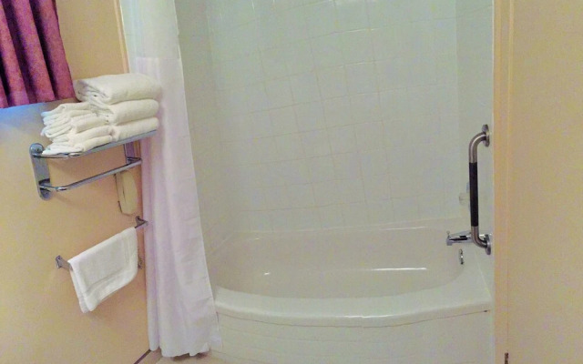 Sword Motor Inn