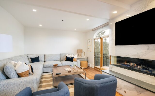 Bear Creek Lodge 406 4 Bedroom Condo by Alpine Lodging Telluride