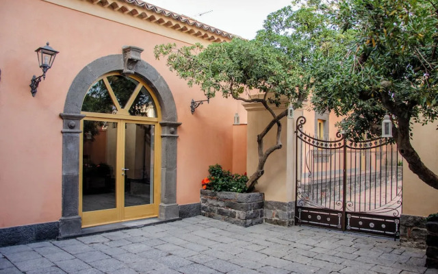 Palazzo Fiammingo Rooms