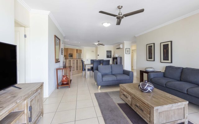 Piermonde Apartments - Cairns