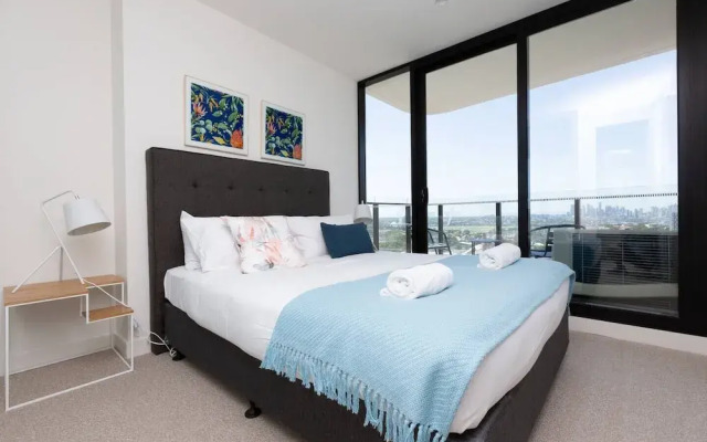The Lively City 2bed 2 Bath APT @footscray