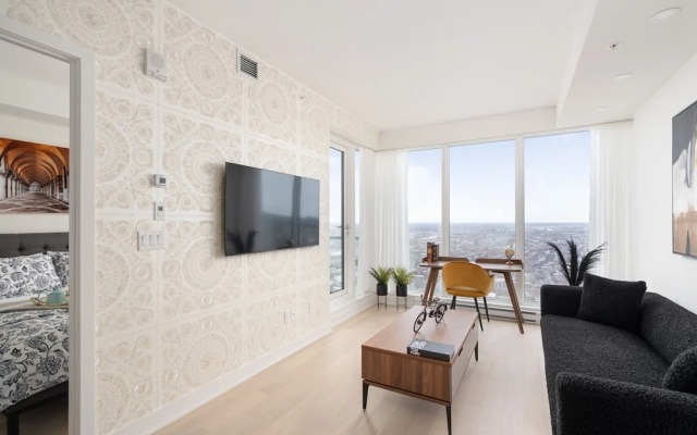 Designer 1BR plus Study Suite