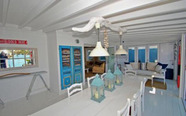 Delightful Luxury Beach House