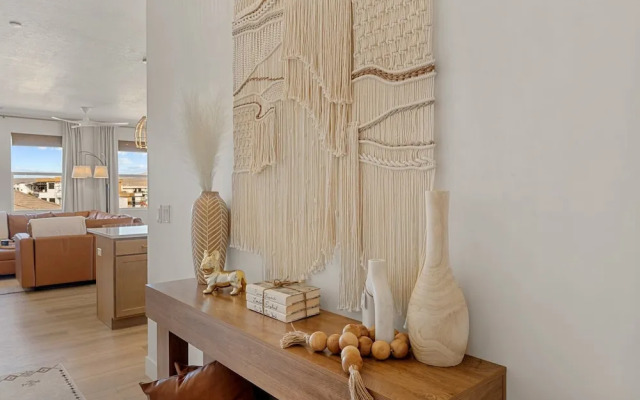 Surfside Escape 3 Bedroom Condo