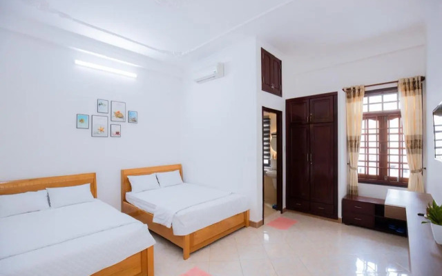 Lavie House 10-2 Lạc Long Quân