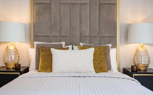 Marble Arch Suite 3-hosted by Sweetstay