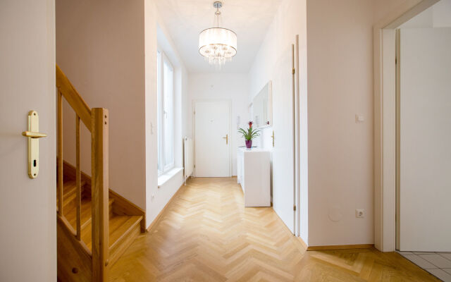 Urban Flats Vienna City Center