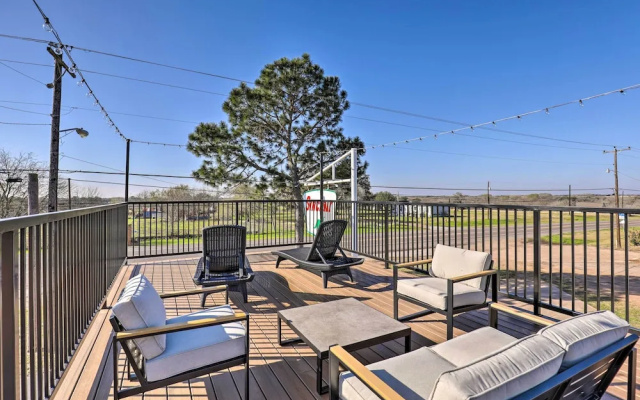 Unique Texas Home in Converted Gas Station!