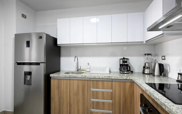 UR Place Rentals -2Bdrm Canvas Miraflore