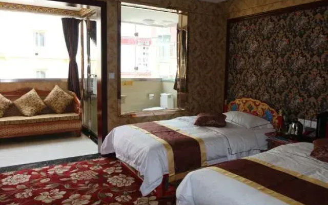 Kangding Jinhong Hotel
