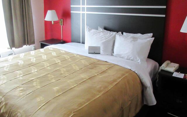 Quality Suites Atlanta Airport East