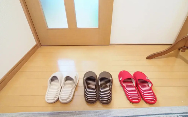 Okazaki House up to 8 People