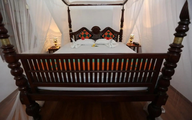 The Villa Hotel