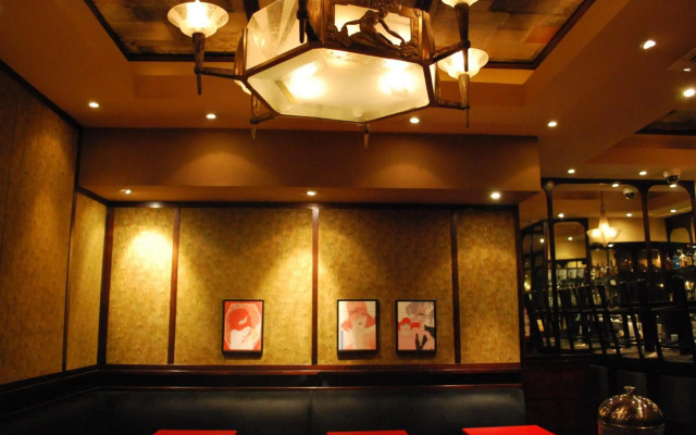 Washington Square Hotel