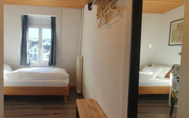 The Aarburg Hotel & Café