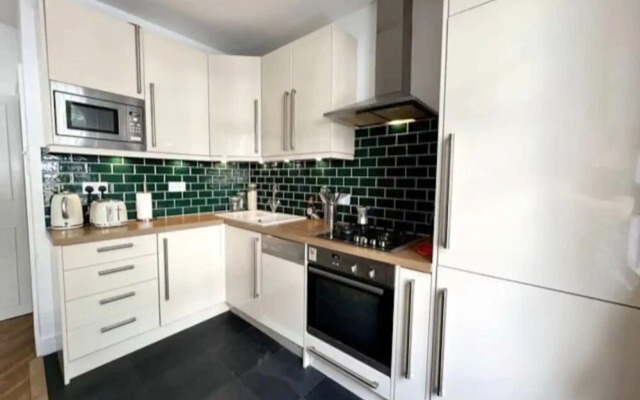 Quirky 1 Bedroom Apartment in Islington