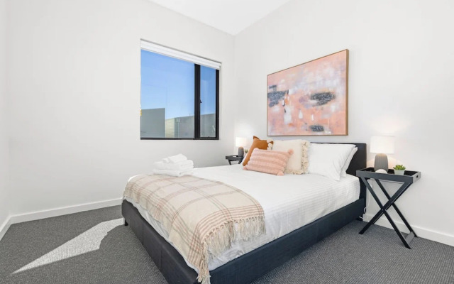 Urban Rest Port Adelaide Apartments