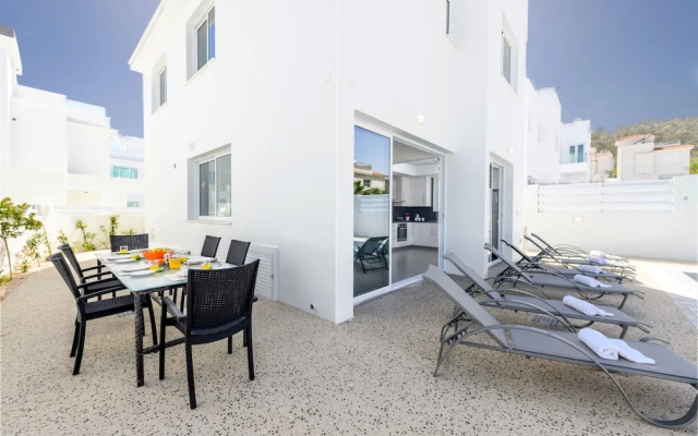 Green Bay Villa 17 in Protaras