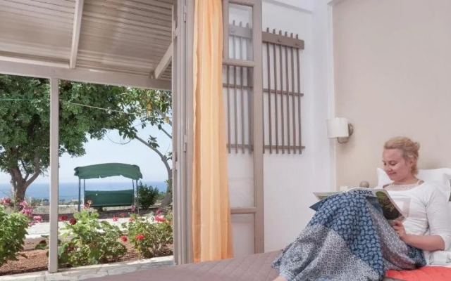 Panorama-Seaview Studios & Apartments