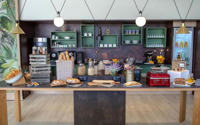 ibis Cavaillon Portes du Luberon