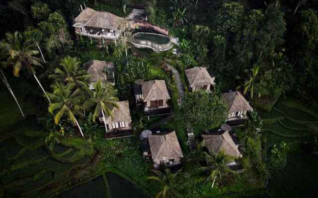 Tirta Loka Suite