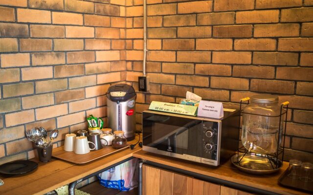 Sleep Box Sukhumvit 22 - Hostel