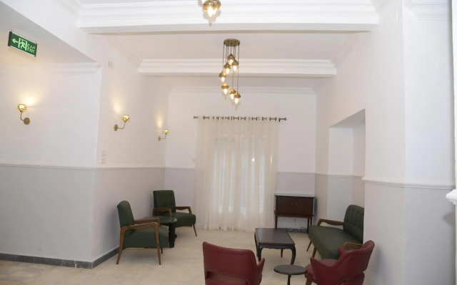 Lotus Hotel