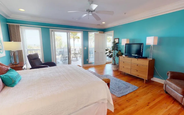 1711-a Strand Avenue