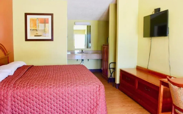 Tropicana Motel