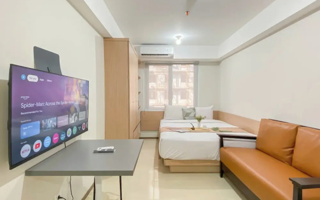 Comfy Studio Room At Meikarta Apartment