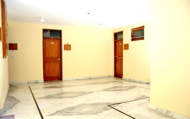 OYO 24832 Rajhans