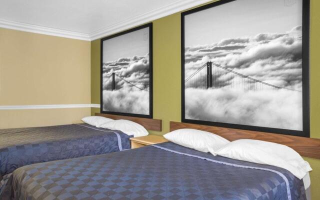 Super 8 Hayward Downtown