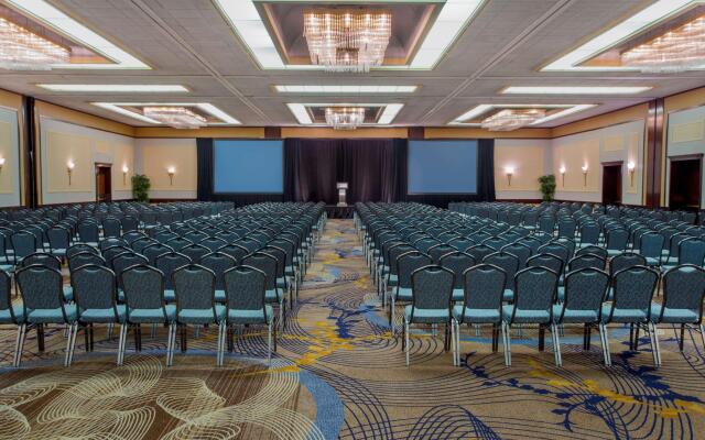 Hyatt Regency Buffalo / Hotel and Conference Center