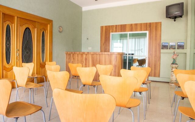 Hotel Villa Monini