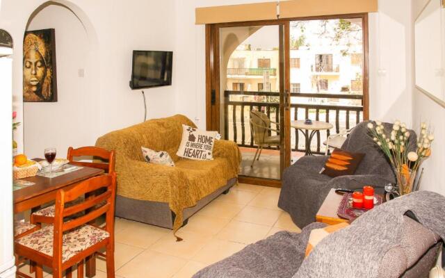 Kato Paphos Apt 400m To The Beach