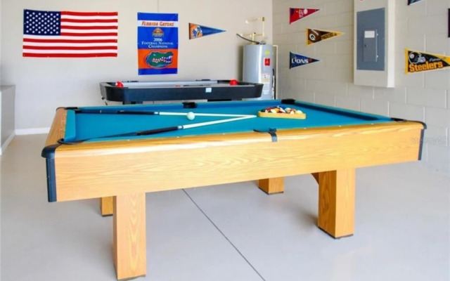 The Shire 2, Davenport, US