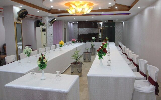 Hotel The Leschanze