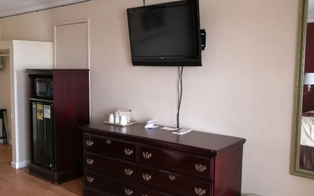 La Plaza Inn Los Banos